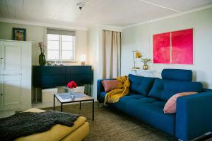 Turn-Of-The-Century Holiday Home On Cliff In Visby