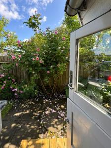 Family-Friendly Summer House Near The Beach