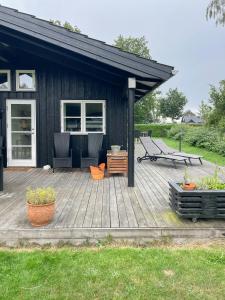 Cozy Home Near Femmøller Beach Area