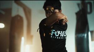 Cosmo Nest Air Skyline One BR Makati 2270 Gym Swim Park 300 Mbps