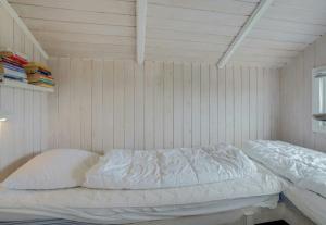 Bright House With Sea View And A Hot Tub On Als