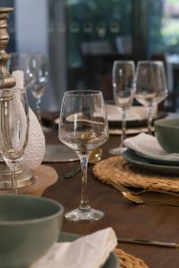 Burleigh Bliss Waterside Escape with Pool