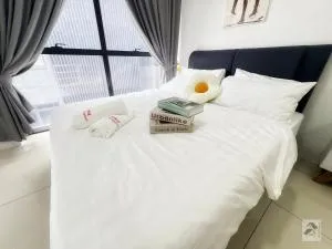 Retreat Stay Icon City PJ up to 5 paxs - Sungai Way