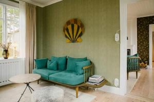 Turn-Of-The-Century Holiday Home On Cliff In Visby