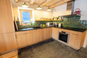 Chalet Le Plan De La Murette - Chalet d’Exception au Pied des Pistes MAE-4804