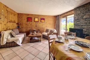 Résidence Les Jardins Dhiver C - Élégant Appartement Familial avec Terrasse MAE-4974