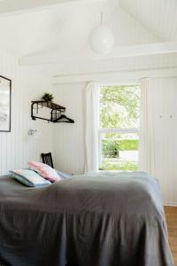 Timber House With Sauna And Activity Room