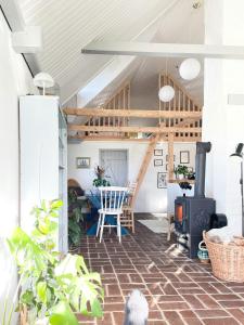 Historic House With Fjord View On Venø