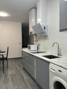 Apartamento 6 a 3 min caminando de la Estación de Bus y Tren María Zambrano 6