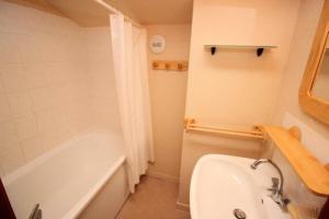 Résidence Grand Argentier - Appartement 810 Personnes Valfréjus Village MAE-2721