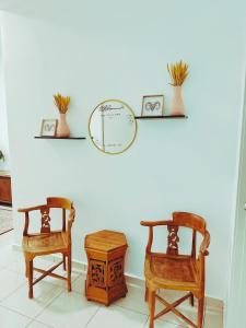 Fallems Homestay Melaka I 4 ROOMS I FULLY AIRCOND I 9 PAX I FREE WIFI I NETFLIX I INTEX POOL
