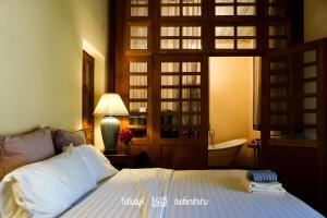 Baan Phraya Suren บ้านพระยาสุเรนทร์