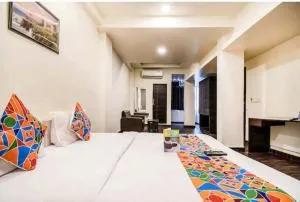 Maher Inn Iconic Road - Naroda