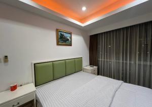 2 Bed Casa Grande Mall Kota Kasablanka Tower Montana By Travelibu