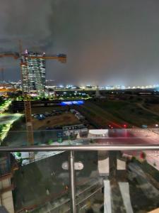 Ellipse Apartment, Lush Hideaway