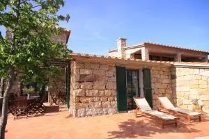 Les anciennes écuries, belle villa pour 12 personnes au coeur d'un vignoble avec piscine - Foce