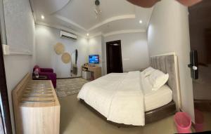 Smart Entry Room Grnada