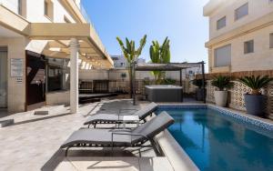 Sahara - Designed Duplex with a private pool - 4-star hotels in Eilat