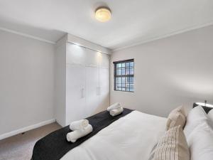 City family friendly apartment Aircon Parking