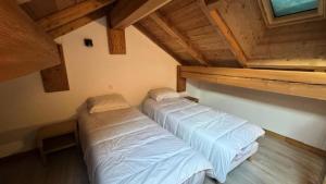 Appartements Chalet Epilobe - Superbe duplex montagne luxe style refuge - 6 pers - garage MAE-5151 : photos des chambres