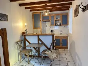 Charmante maison de pêcheur 50 m de la plage et du Port - Барфлер