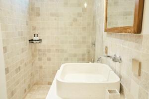 PROMO! BRAND NEW APARTMENT! Perfect location central Canggu