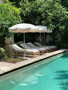 Le Mas Maillane, résidence du 18ème rénové, piscine et jardin privé