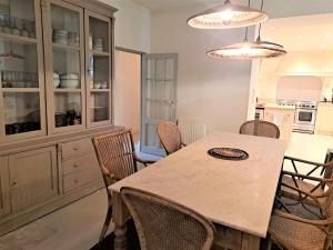 Le Mas Maillane, résidence du 18ème rénové, piscine et jardin privé