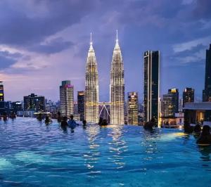 Eaton Kuala Lumpur with KLCC Skyline View Pool - 4hvězdičkové hotely ve městě Kuala Lumpur