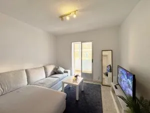 Madrid Comfort Stay Cozy 3 Bedroom for 6 Guests - Quintana