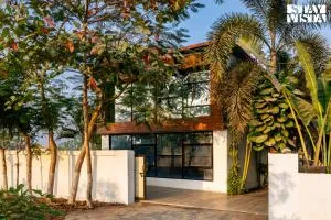 StayVista's One Villa - Pet-friendly charm with Farm views, Modern decor & A refreshing plunge pool - 卡尔贾特