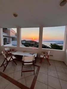 Lime Maisonnette with amazing sunset view - Apróvaton