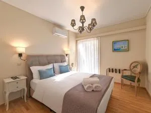 Penthouse Apartment & Studio near Glyfada - free Parking - Aryiroúpolis