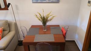 Bella ÁGUILAS - Excelente ubicación en Las Delicias, vistas al mar, Wifi y Parking gratis