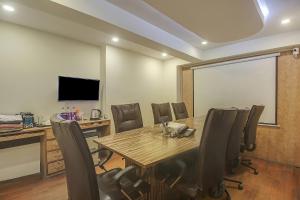 Super Townhouse OAK Hotel 1 Lovelock
