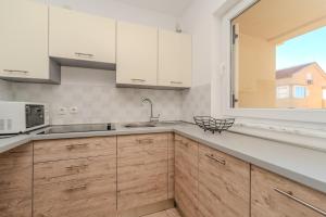 Natalija modern apartment for 4