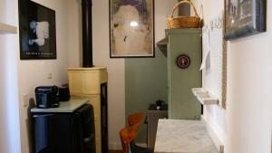 Cozy artsy apt near the Vatican