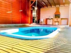 Casa Piscina Bombinhas 10 Pessoas