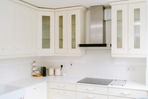 City Centre - Free Parking - 2 Bedroom