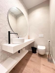 Alcalá Gate exquisite Luxury Seasonal