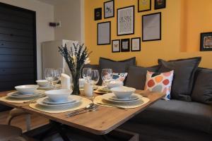 Stunning 2BR 3AC Near Metro - YM 3