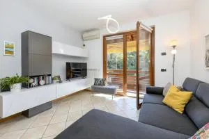 Garda Tulipano tranquillo bilocale con piscina e terrazza - 卡斯蒂廖内德莱斯蒂维耶雷