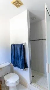 The Corsham apartments NO SMOKING - Biddlestone