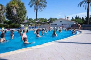 Campings Camping 4 etoiles - Parc aquatique - eehhd0 : photos des chambres