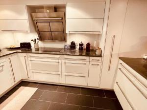 Chalet Bliss spacious six bedrooms and breathtaking views