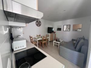 Blu Sky Dream -Chayofita