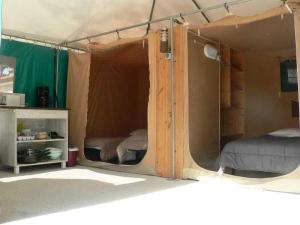 Campings Camping 3 etoiles - Piscine - eehcdh : photos des chambres