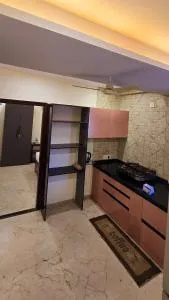 2 bhk flat in middle of city - Nipāni