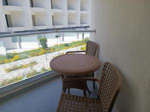 Seaview APT, Central, Near azur Hotels, Beach Acess, Free WiFi