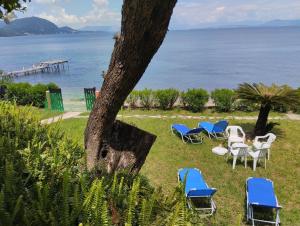 Beachfront Romantica Place Ground floor